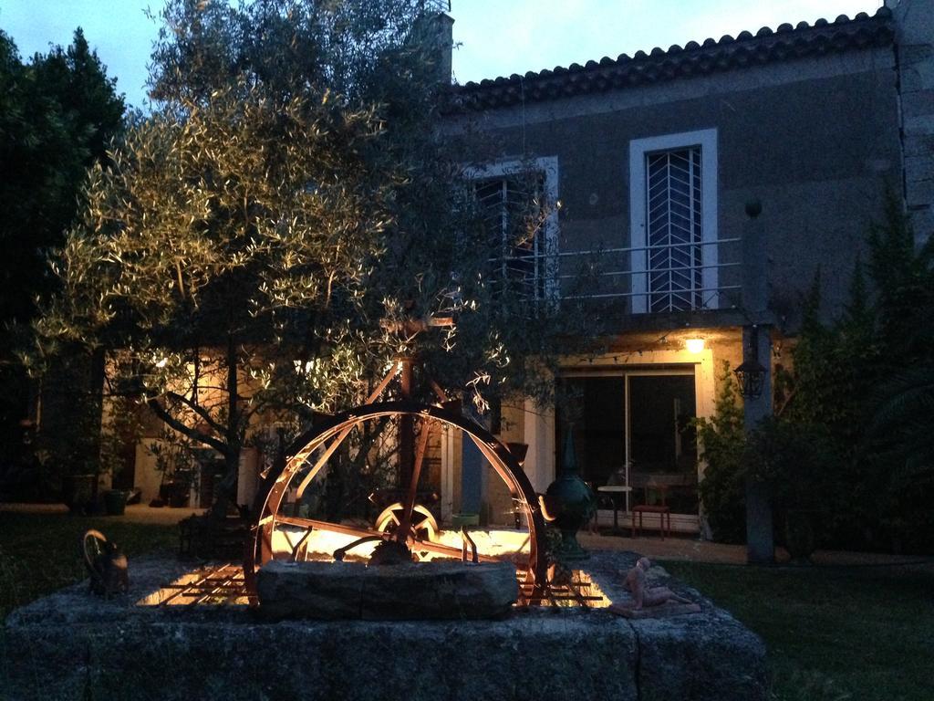 Les Jardins Du Rebaut Bed & Breakfast Beziers Exterior photo