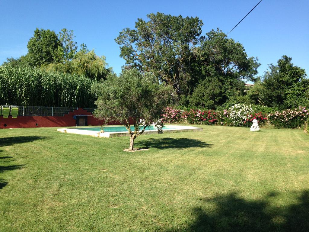 Les Jardins Du Rebaut Bed & Breakfast Beziers Exterior photo